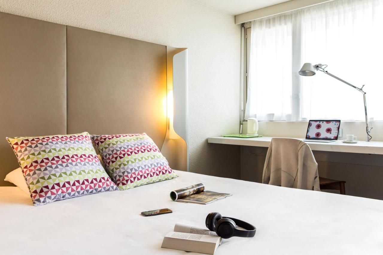 Campanile Lille - Seclin Hotell Exteriör bild