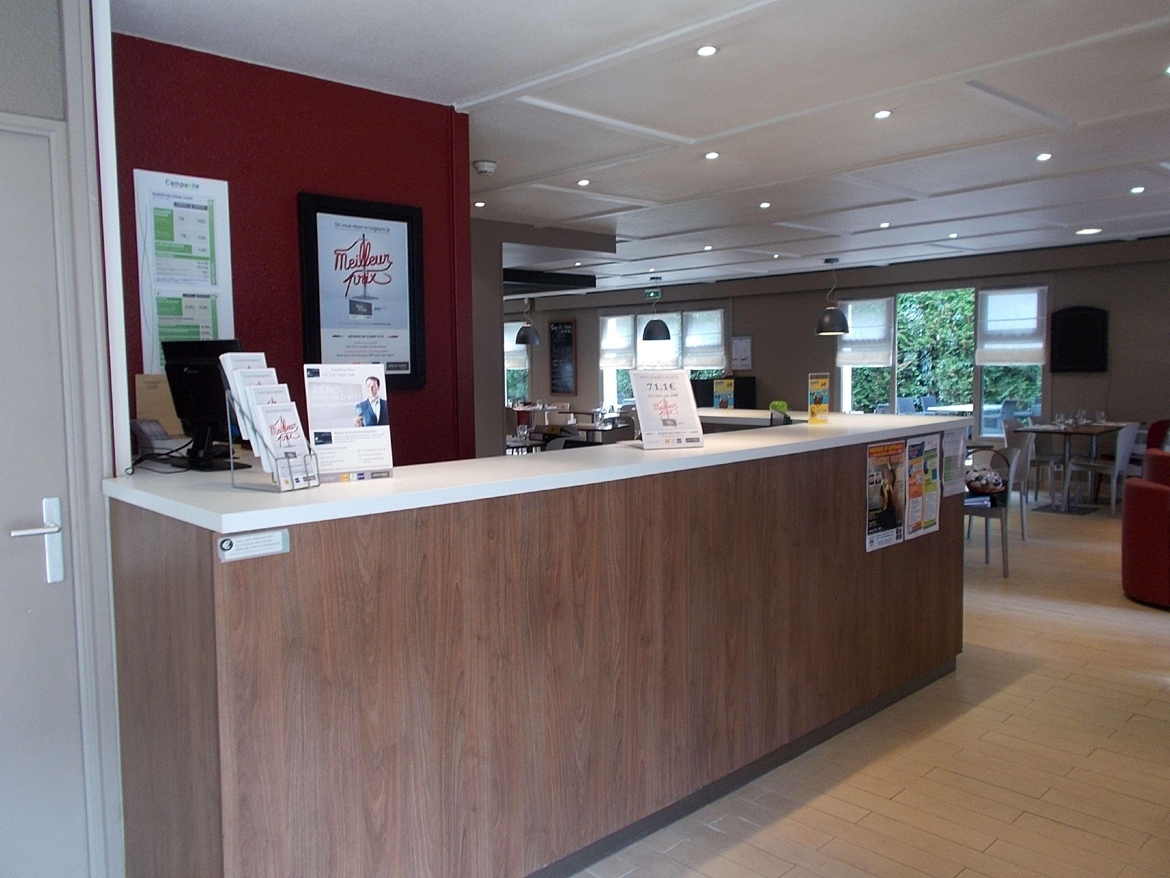 Campanile Lille - Seclin Hotell Exteriör bild